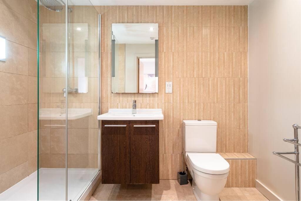 Stunning 2 Bedroom Apartment In Converted Chapel Бат Экстерьер фото