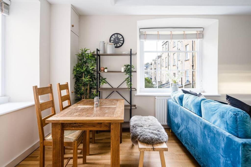 Stunning 2 Bedroom Apartment In Converted Chapel Бат Экстерьер фото